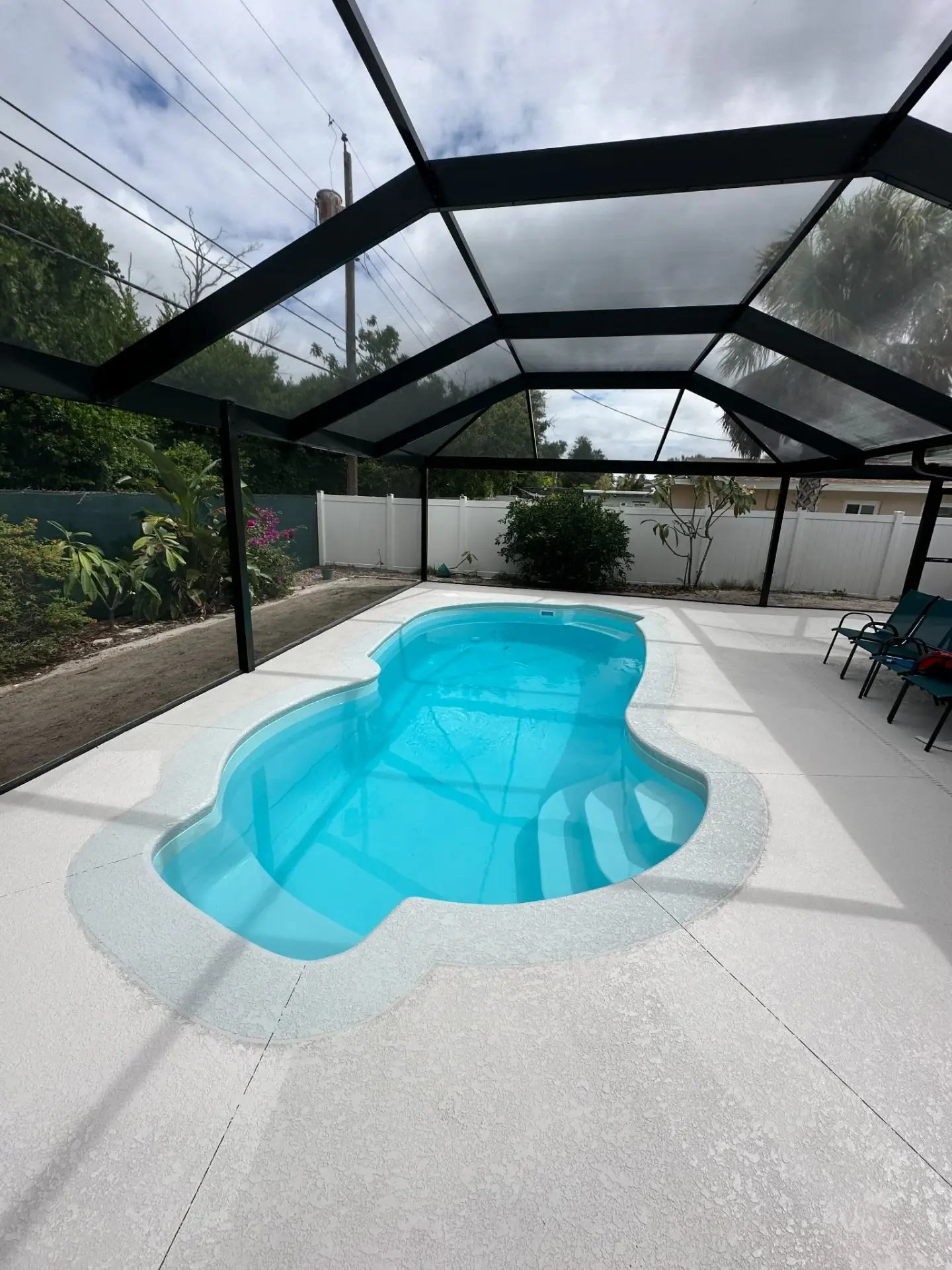 Costa Rica fiberglass pool